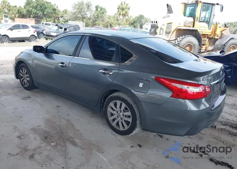 2016 Nissan Altima 2.5/2.5 S/2.5 Sl/2.5 Sr/2.5 Sv из США, поврежденный, VIN 1N4AL3AP8GN329914